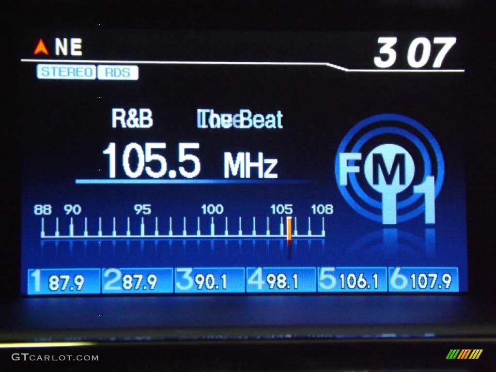 2014 Pilot EX - Alabaster Silver Metallic / Gray photo #15