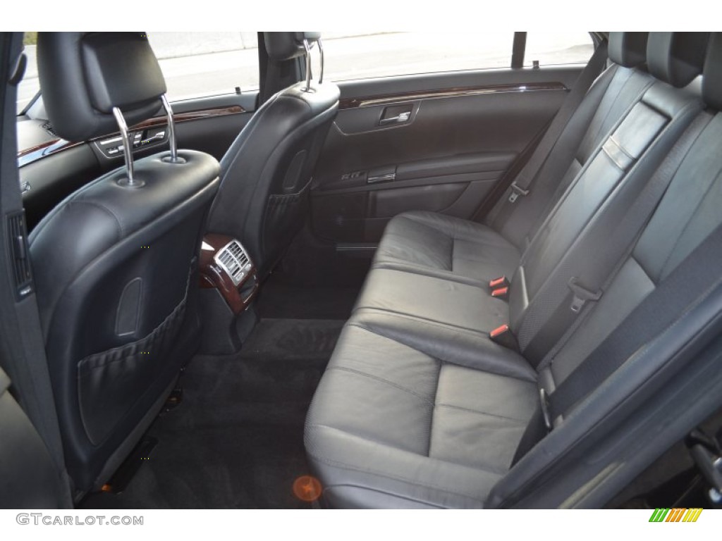 2008 S 550 4Matic Sedan - Black / Black photo #12
