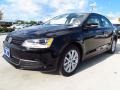 Black - Jetta SE Sedan Photo No. 3
