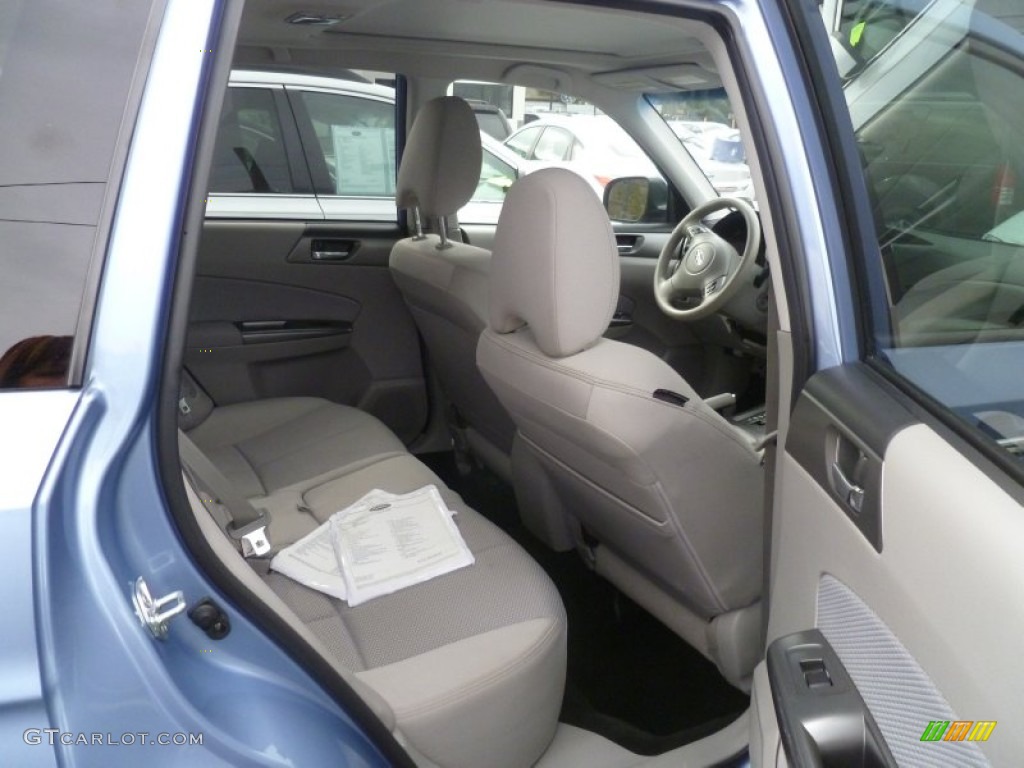 2011 Forester 2.5 X Premium - Sky Blue Metallic / Platinum photo #6