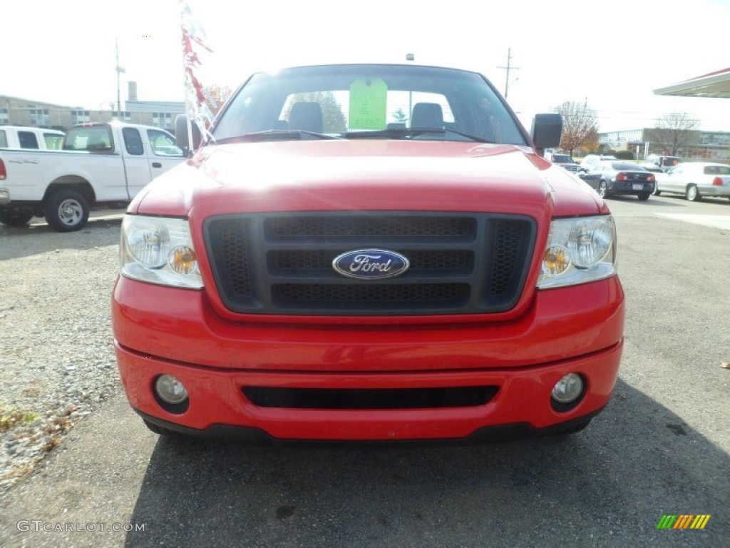 2006 F150 STX Regular Cab - Bright Red / Medium Flint photo #3