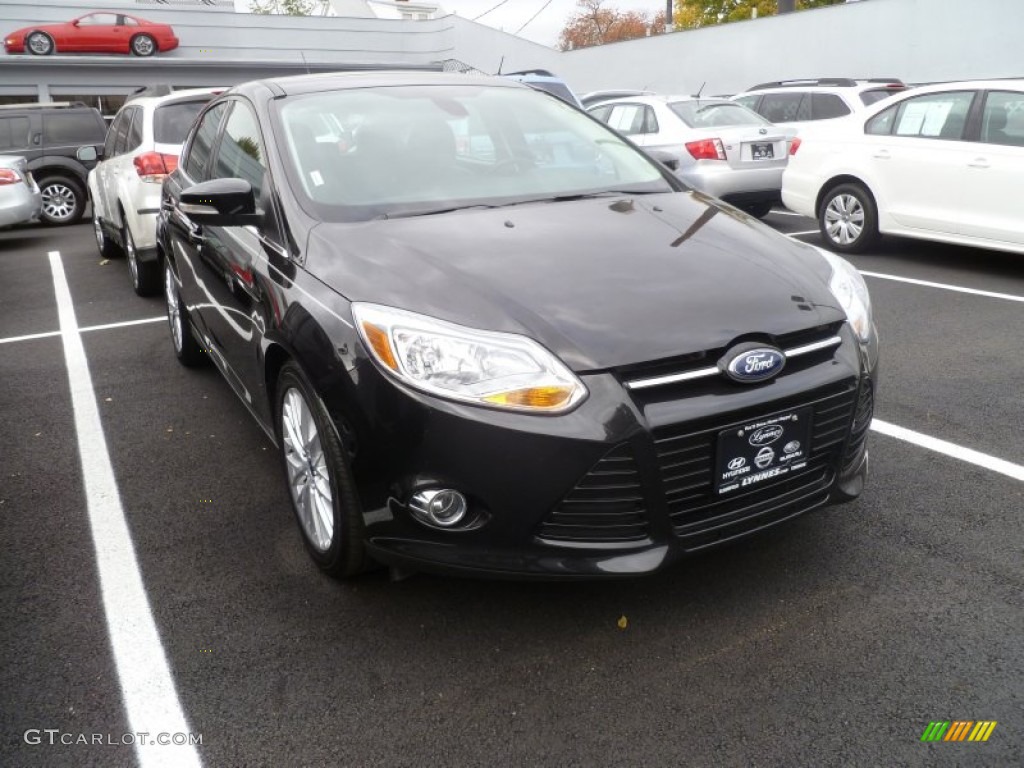 2012 Focus SEL 5-Door - Black / Charcoal Black Leather photo #1