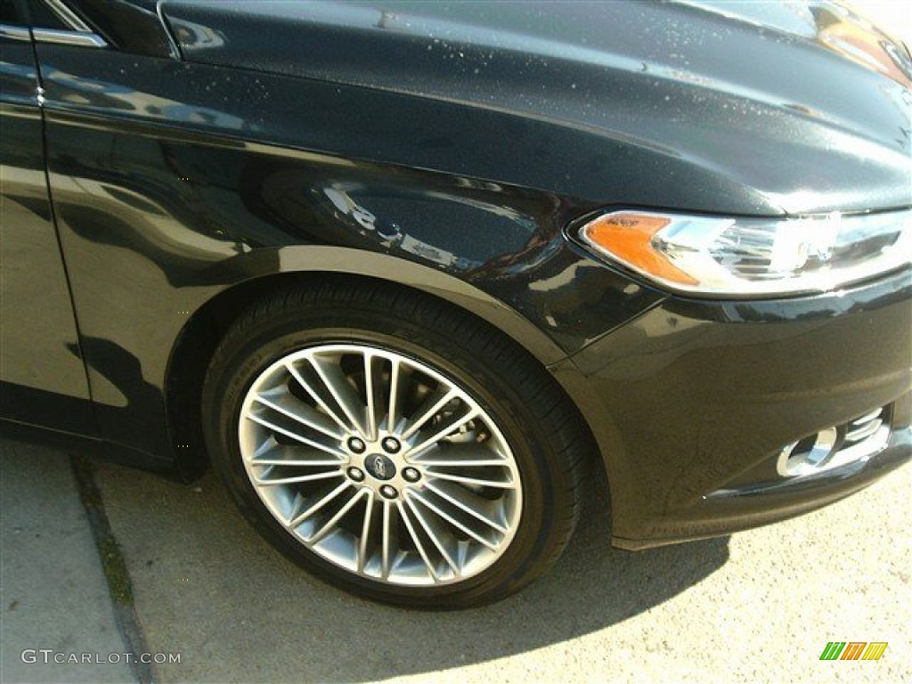 2013 Fusion SE 2.0 EcoBoost - Tuxedo Black Metallic / Charcoal Black photo #8