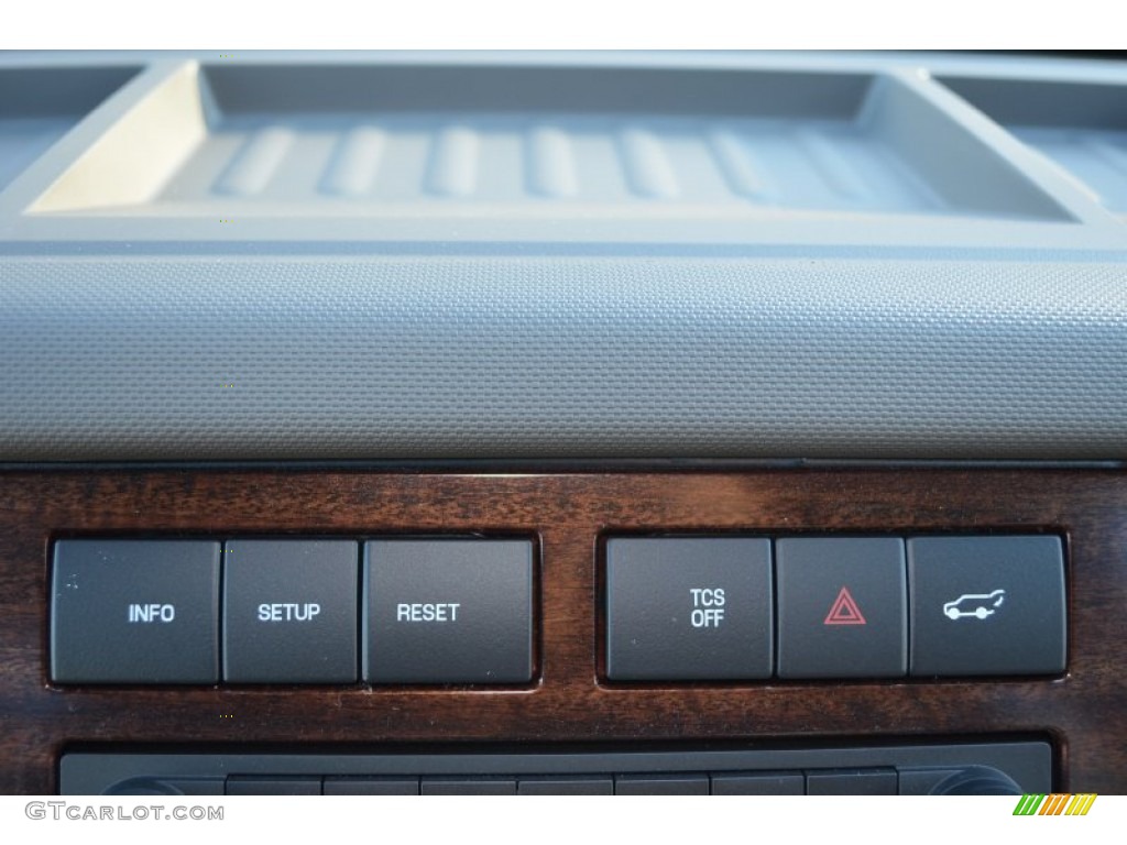 2014 Expedition XLT - Ruby Red / Camel photo #28