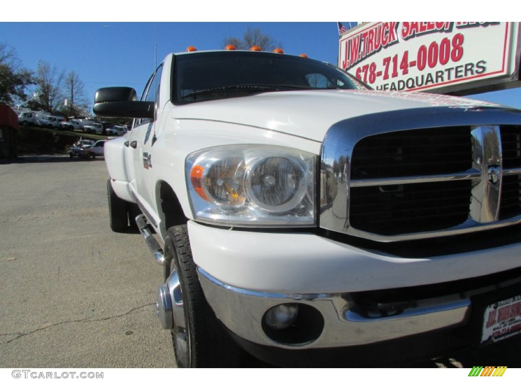 2007 Ram 3500 SLT Quad Cab 4x4 Dually - Bright White / Medium Slate Gray photo #12