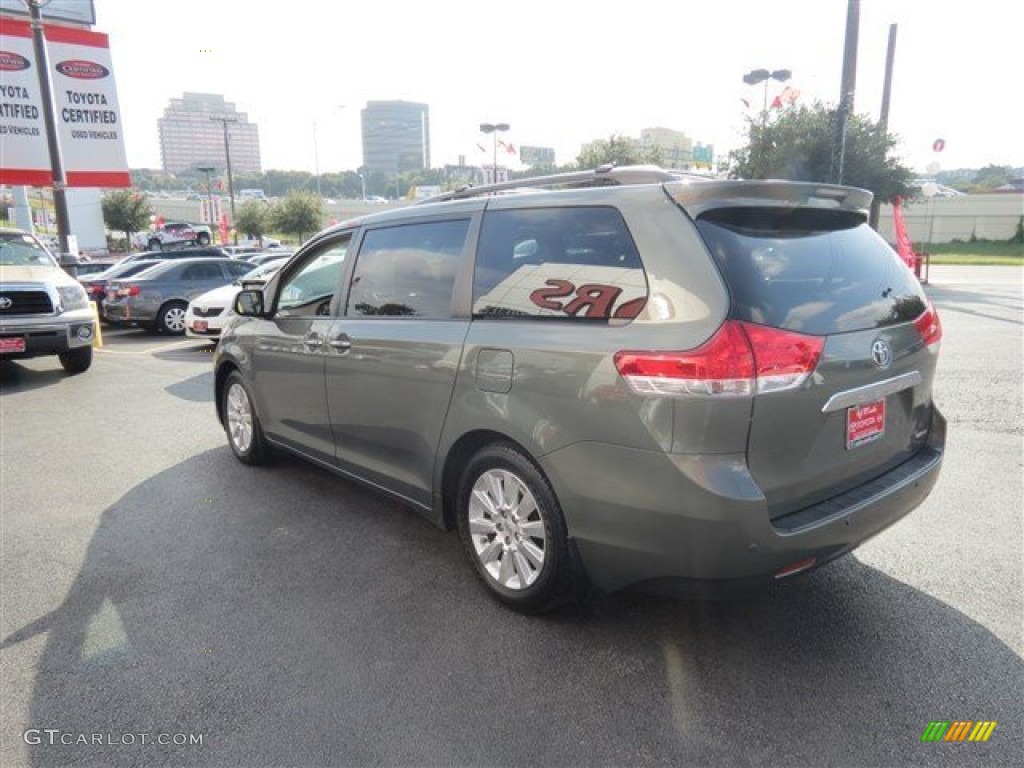 2011 Sienna Limited - Cypress Green Pearl / Light Gray photo #5