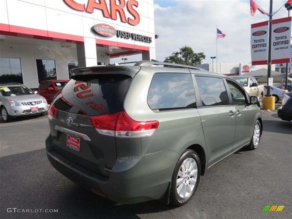 2011 Sienna Limited - Cypress Green Pearl / Light Gray photo #7