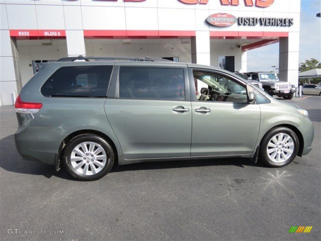 2011 Sienna Limited - Cypress Green Pearl / Light Gray photo #8