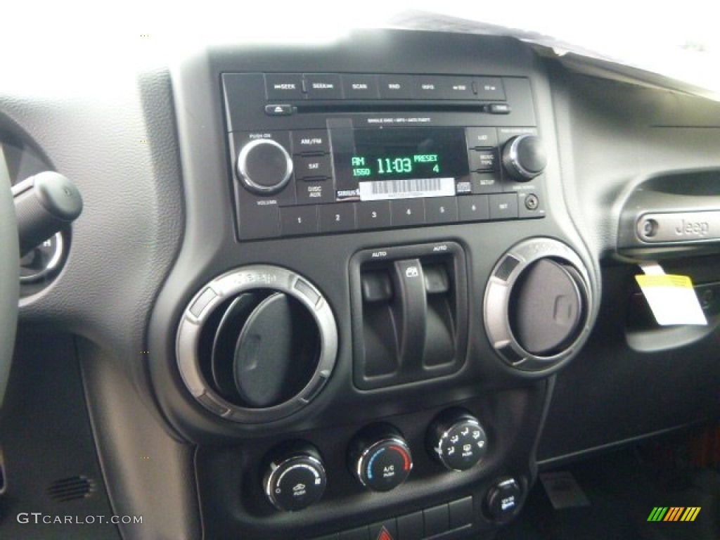 2014 Jeep Wrangler Sport 4x4 Controls Photo #88097706