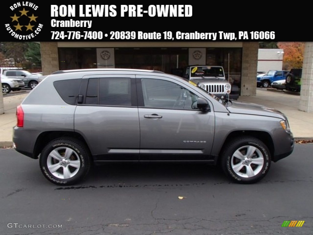 2011 Compass 2.4 Latitude 4x4 - Mineral Gray Metallic / Dark Slate Gray photo #1