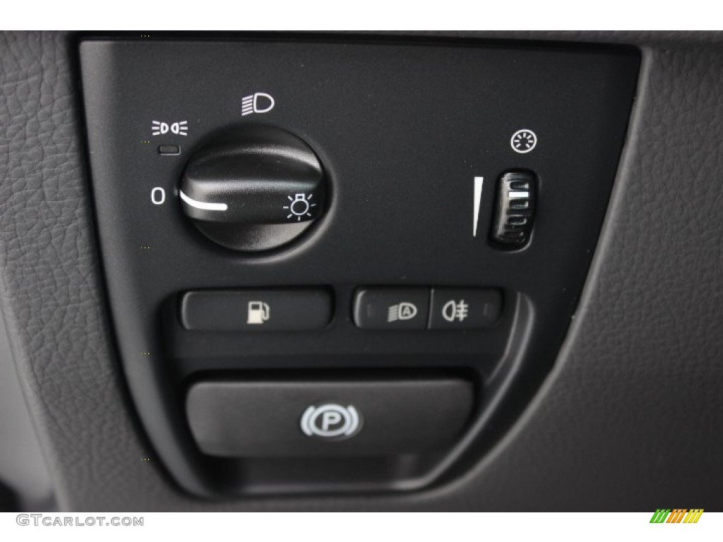 2014 Volvo XC90 3.2 R-Design Controls Photo #88098369