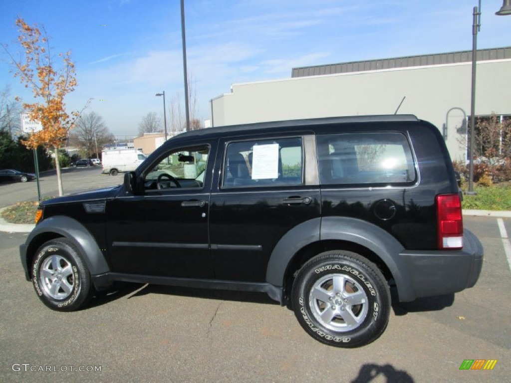 2007 Nitro SXT - Black / Dark Slate Gray/Light Slate Gray photo #4