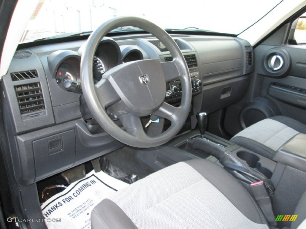 2007 Nitro SXT - Black / Dark Slate Gray/Light Slate Gray photo #15