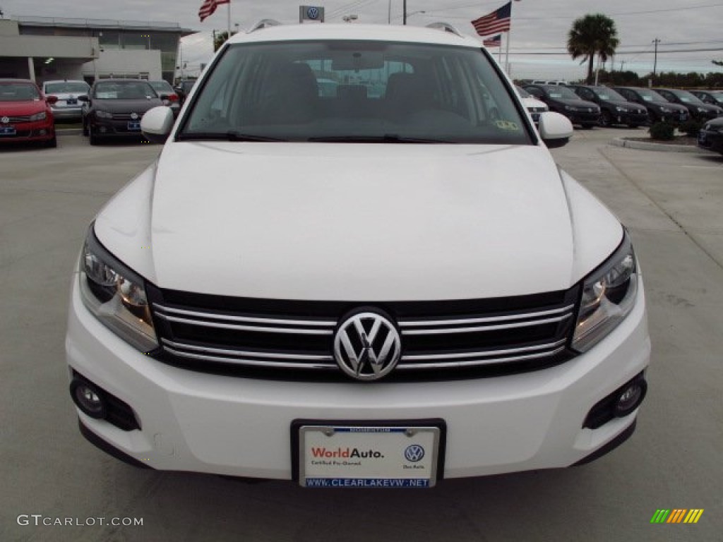 2012 Tiguan S - Candy White / Black photo #2