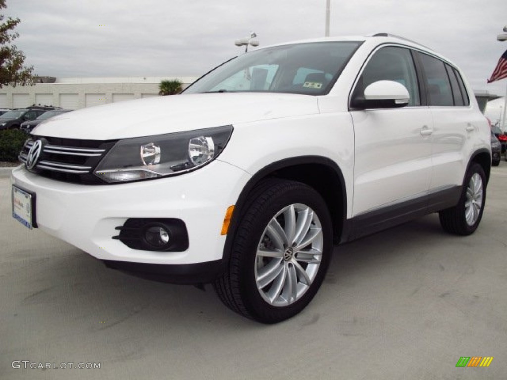2012 Tiguan S - Candy White / Black photo #3