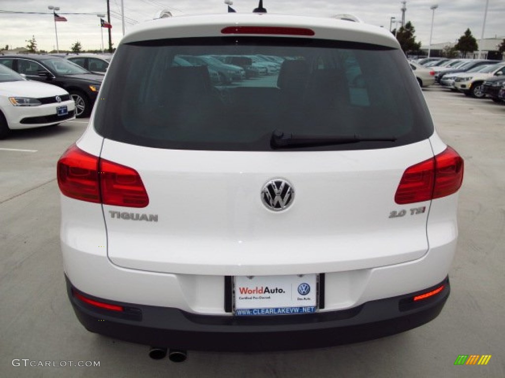 2012 Tiguan S - Candy White / Black photo #5