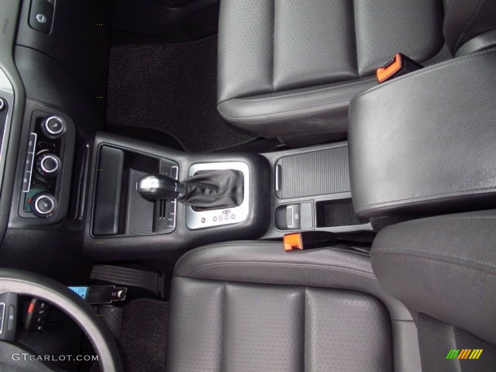 2012 Tiguan S - Candy White / Black photo #26