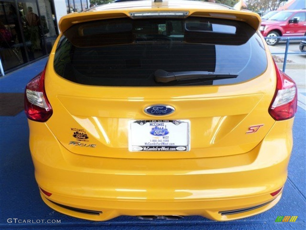 2014 Focus ST Hatchback - Tangerine Scream / ST Tangerine Scream/Charcoal Black Recaro Sport Seats photo #4