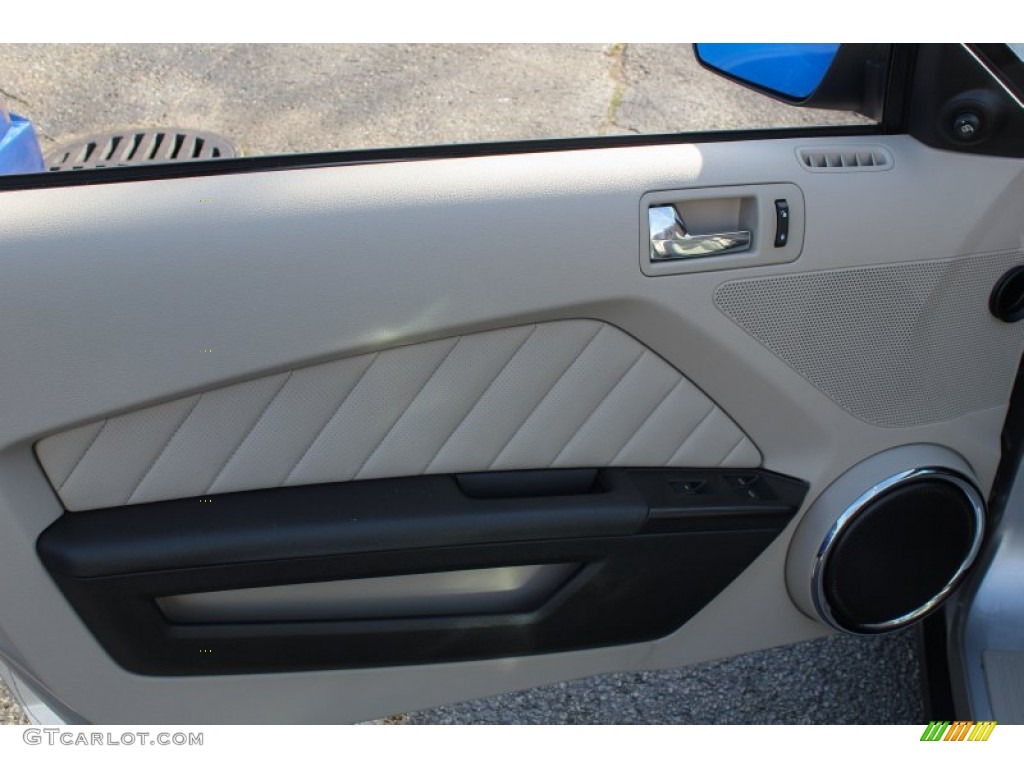 2010 Mustang V6 Premium Convertible - Sterling Grey Metallic / Stone photo #10
