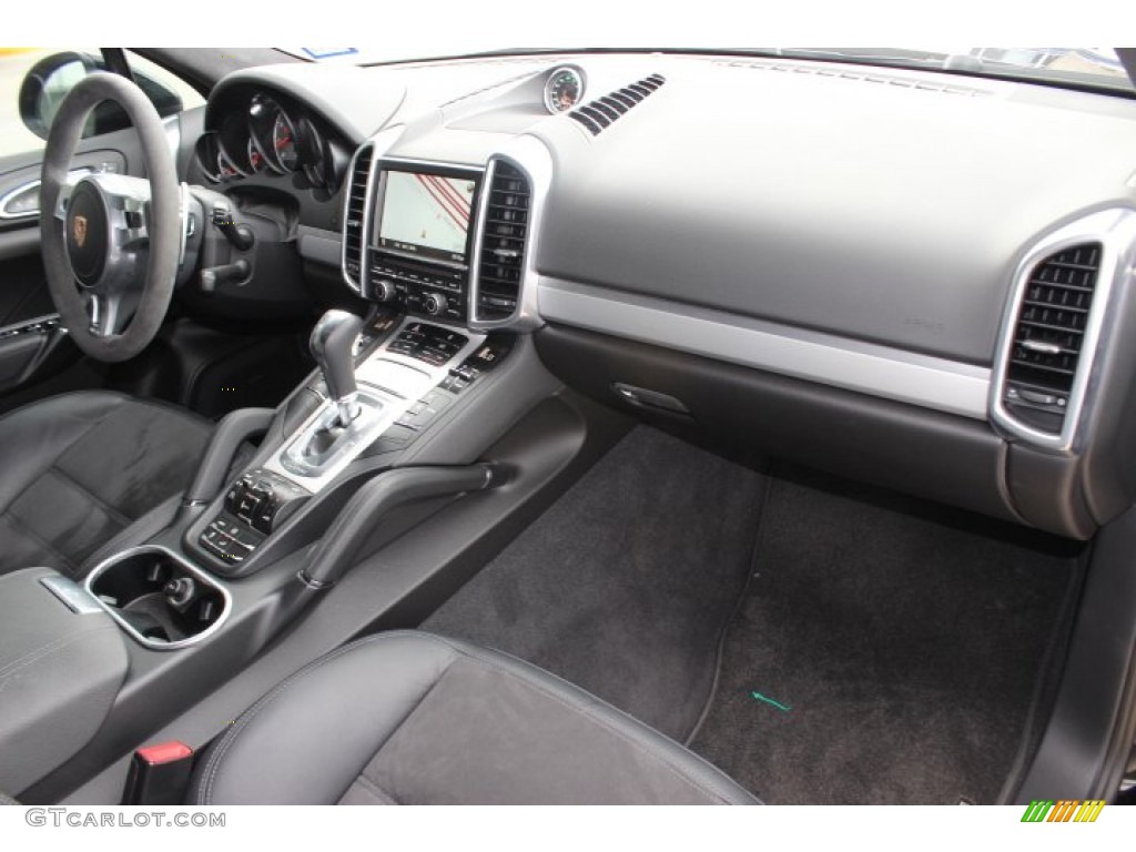 2013 Porsche Cayenne GTS Black Dashboard Photo #88119416