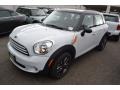 Light White - Cooper Countryman Photo No. 9