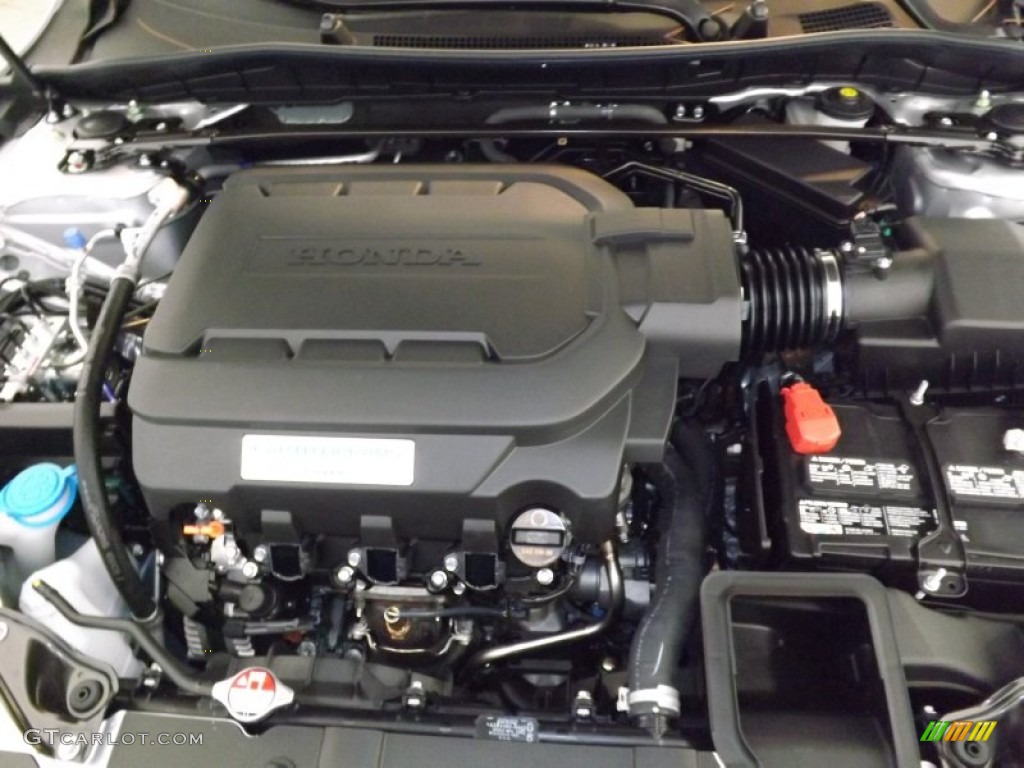 2014 Honda Accord Touring Sedan Engine Photos