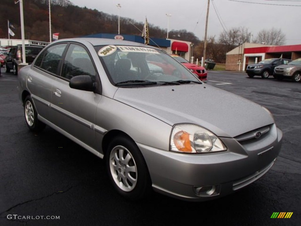 2004 Rio Sedan - Diamond Silver / Gray photo #2