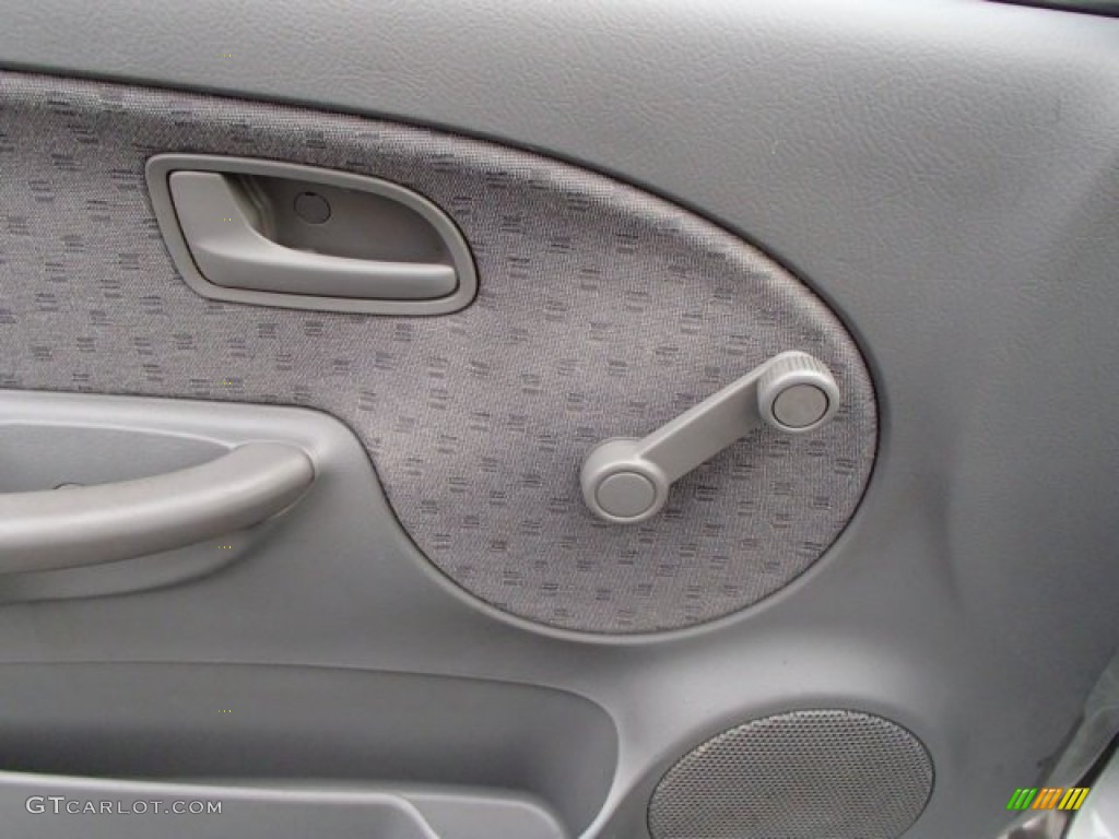 2004 Rio Sedan - Diamond Silver / Gray photo #15