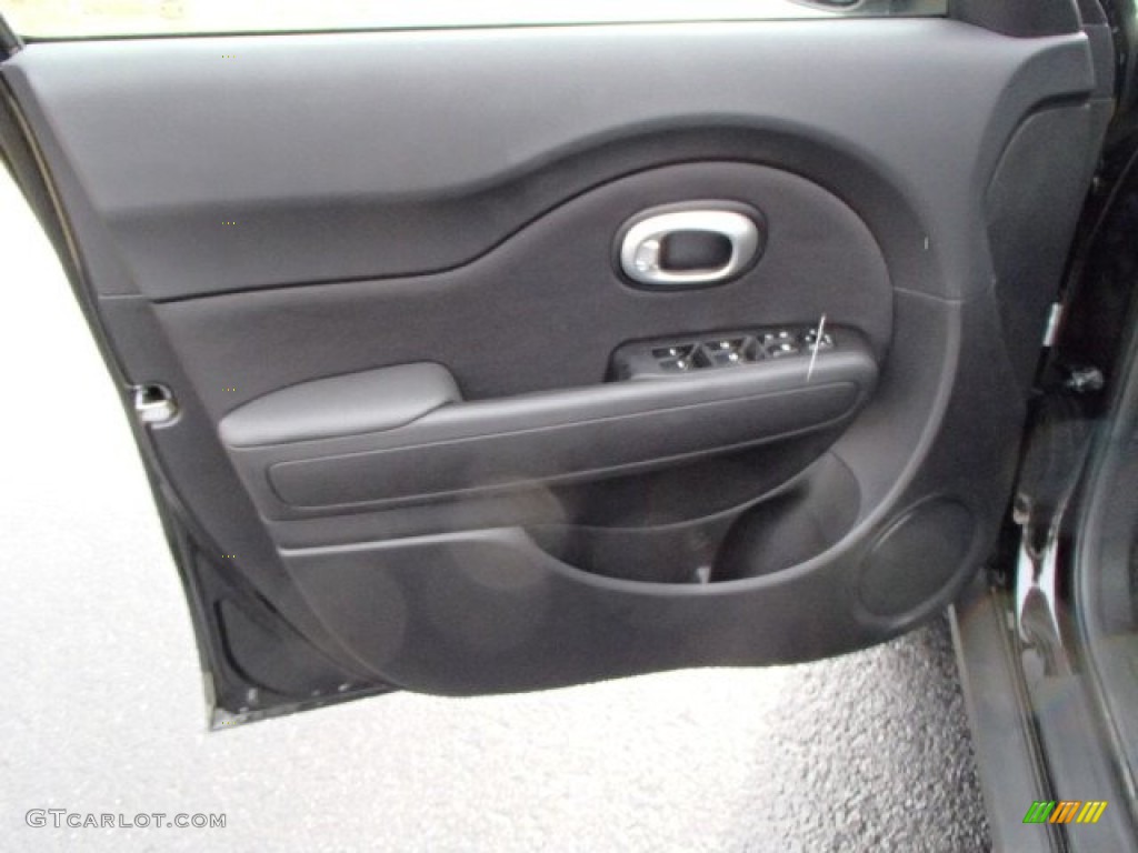 2014 Kia Soul 1.6 Black Diamond Woven Cloth Door Panel Photo #88128323