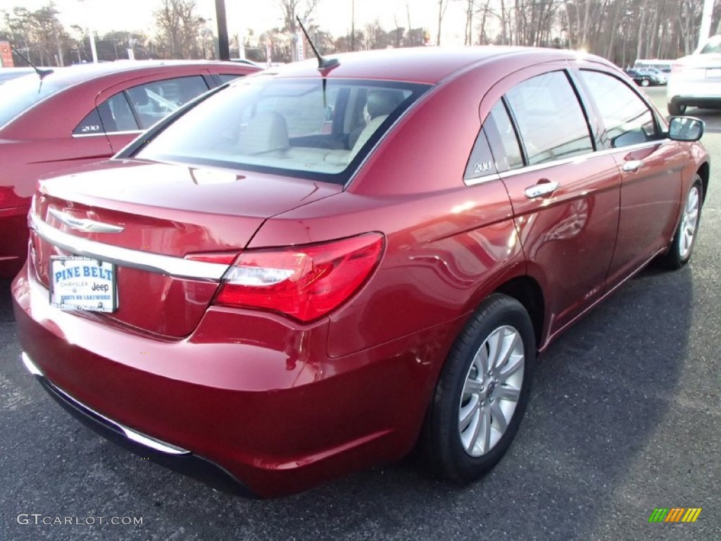 2014 200 Limited Sedan - Deep Cherry Red Crystal Pearl / Black/Light Frost Beige photo #8