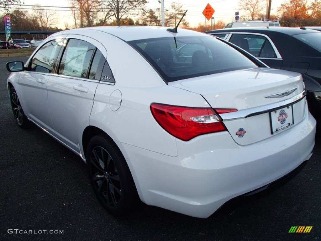 2014 200 Limited Sedan - Bright White / Black photo #2