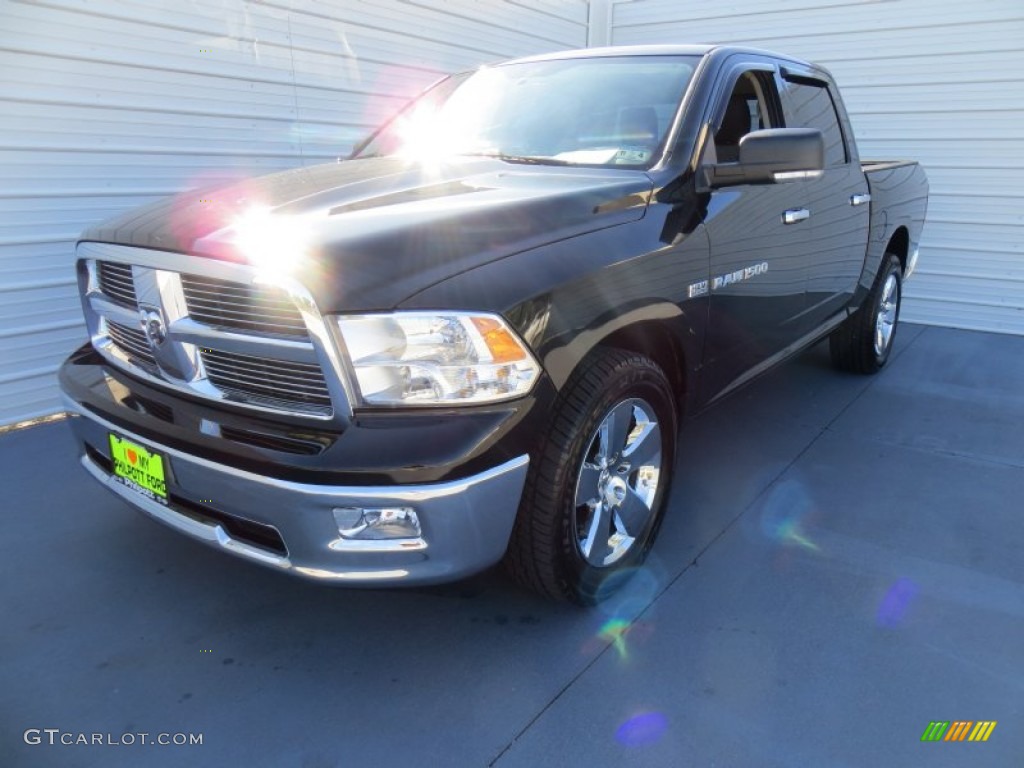 2012 Ram 1500 Lone Star Crew Cab - Black / Dark Slate Gray/Medium Graystone photo #8