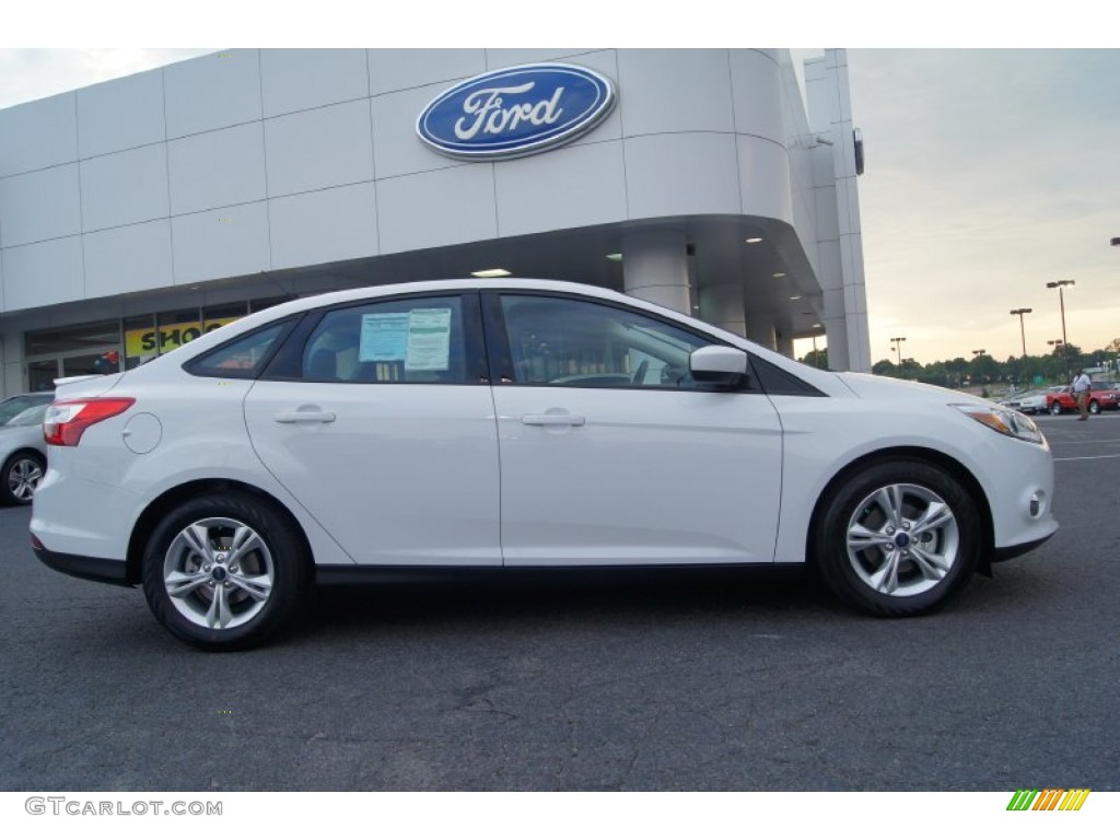 2012 Focus SE Sport Sedan - Oxford White / Two-Tone Sport photo #2