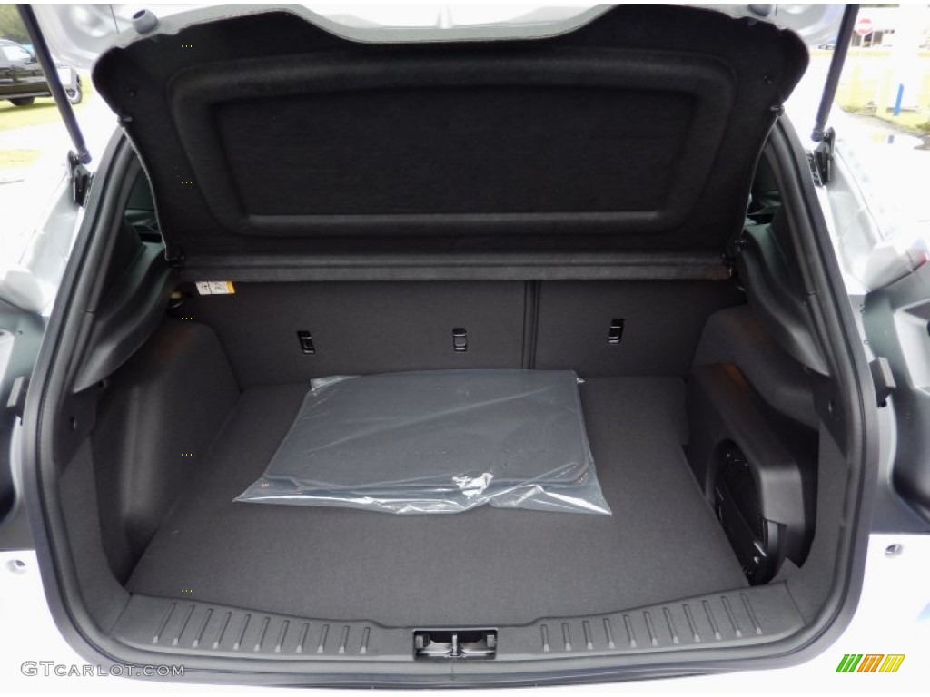 2014 Ford Focus ST Hatchback Trunk Photo #88142357