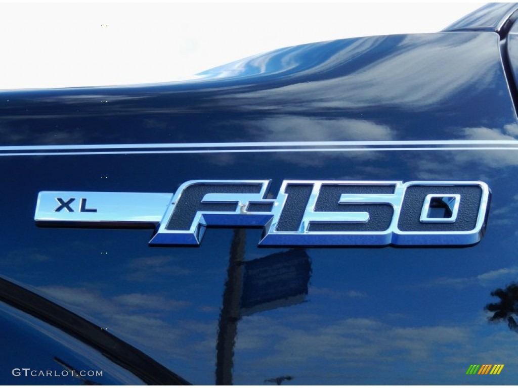 2014 Ford F150 XL Regular Cab 4x4 Marks and Logos Photos
