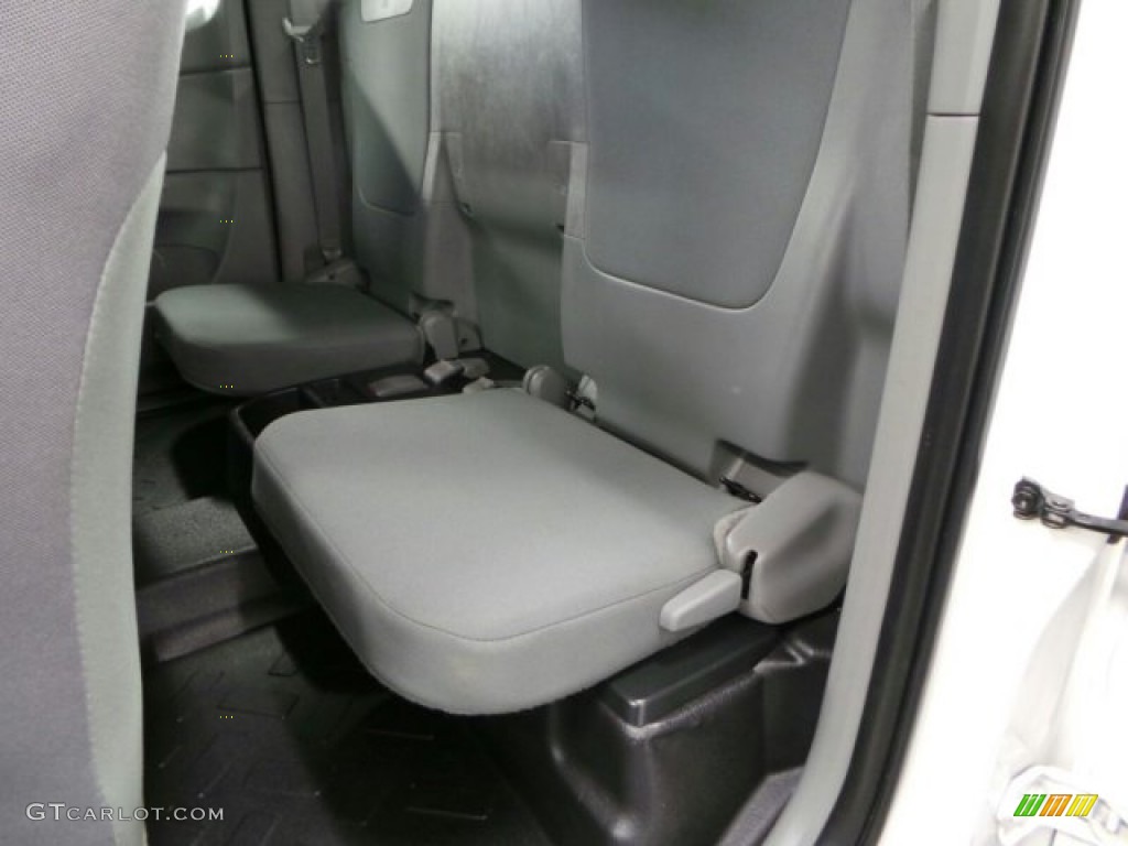 2012 Tacoma SR5 Access Cab 4x4 - Super White / Graphite photo #7