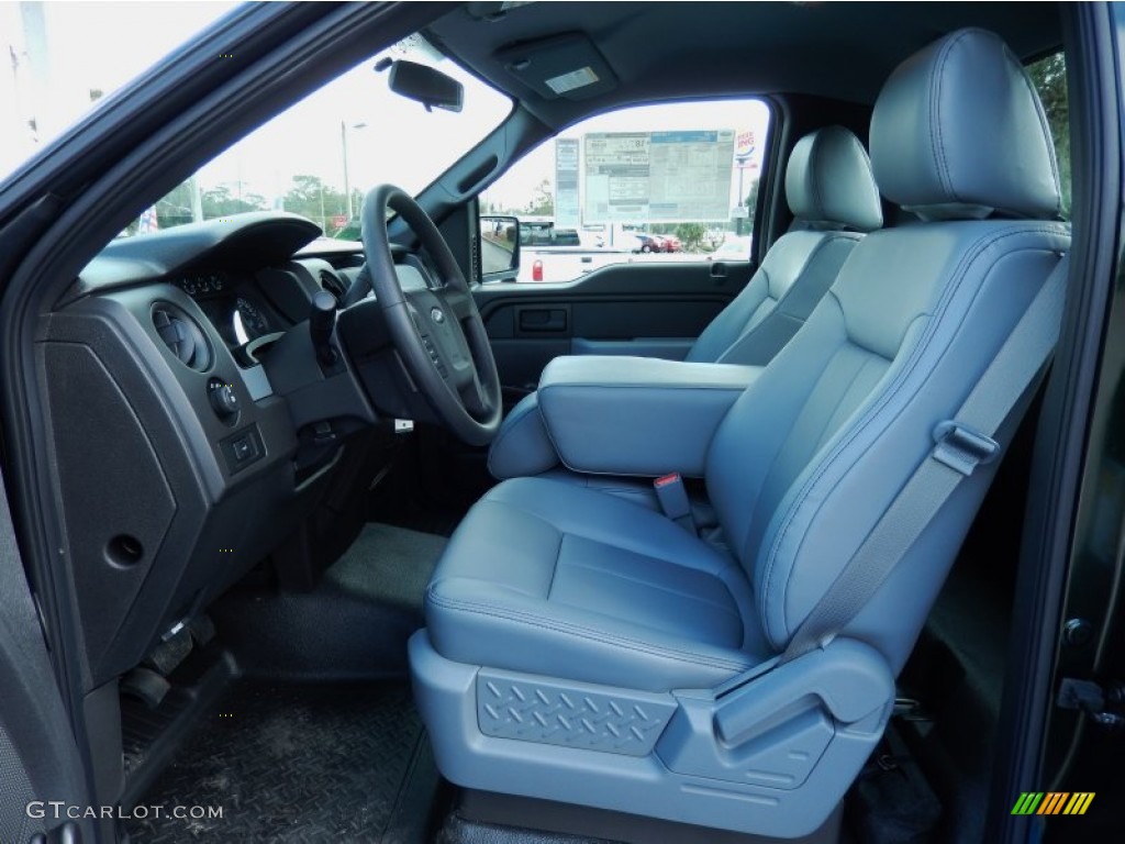 2014 Ford F150 XL Regular Cab 4x4 Front Seat Photo #88143359