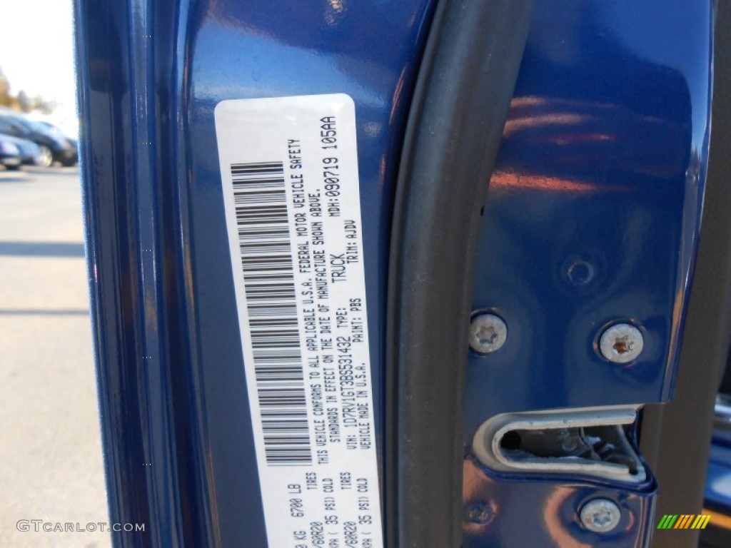 2011 Ram 1500 Sport Quad Cab 4x4 - Deep Water Blue Pearl / Dark Slate Gray/Medium Graystone photo #27