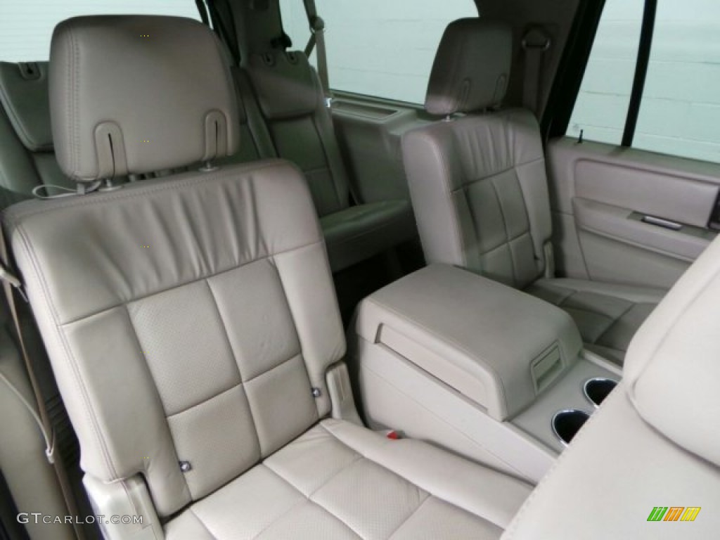 2008 Navigator L Luxury 4x4 - White Suede Metallic / Stone photo #12