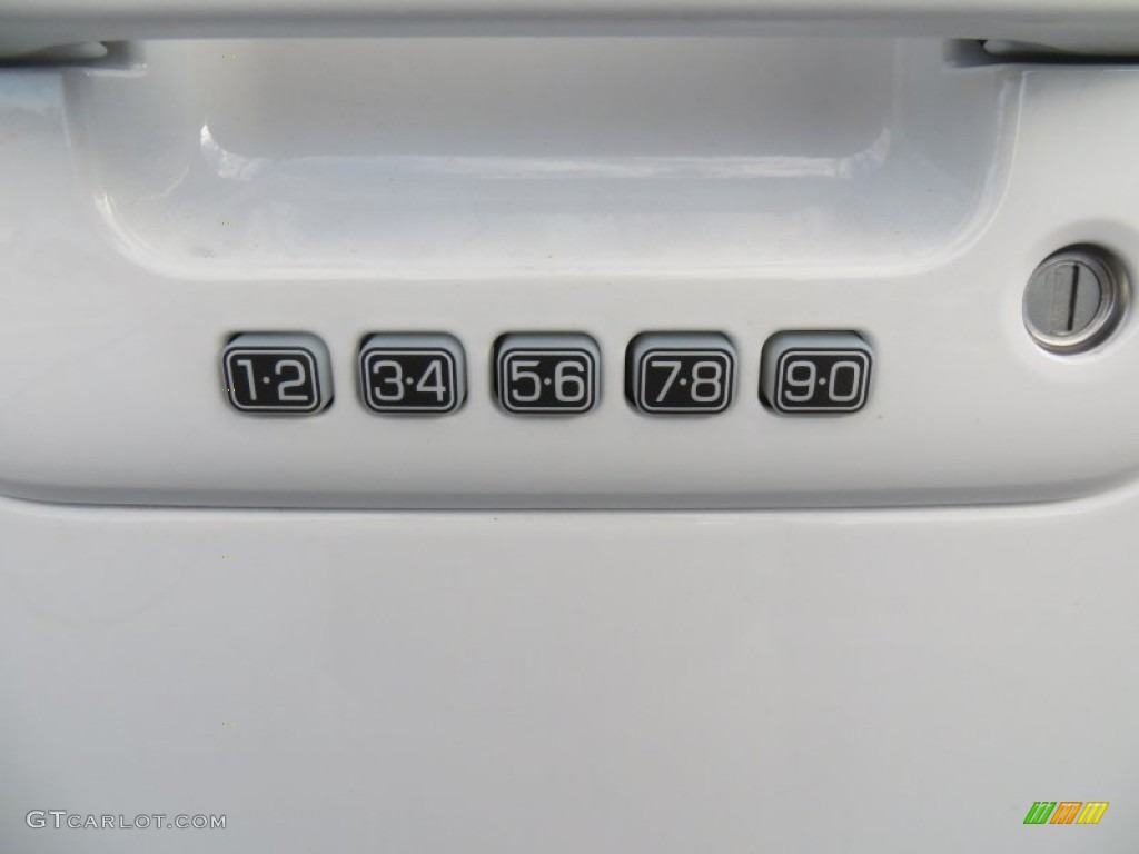 2014 F150 FX4 SuperCrew 4x4 - Oxford White / Black photo #15