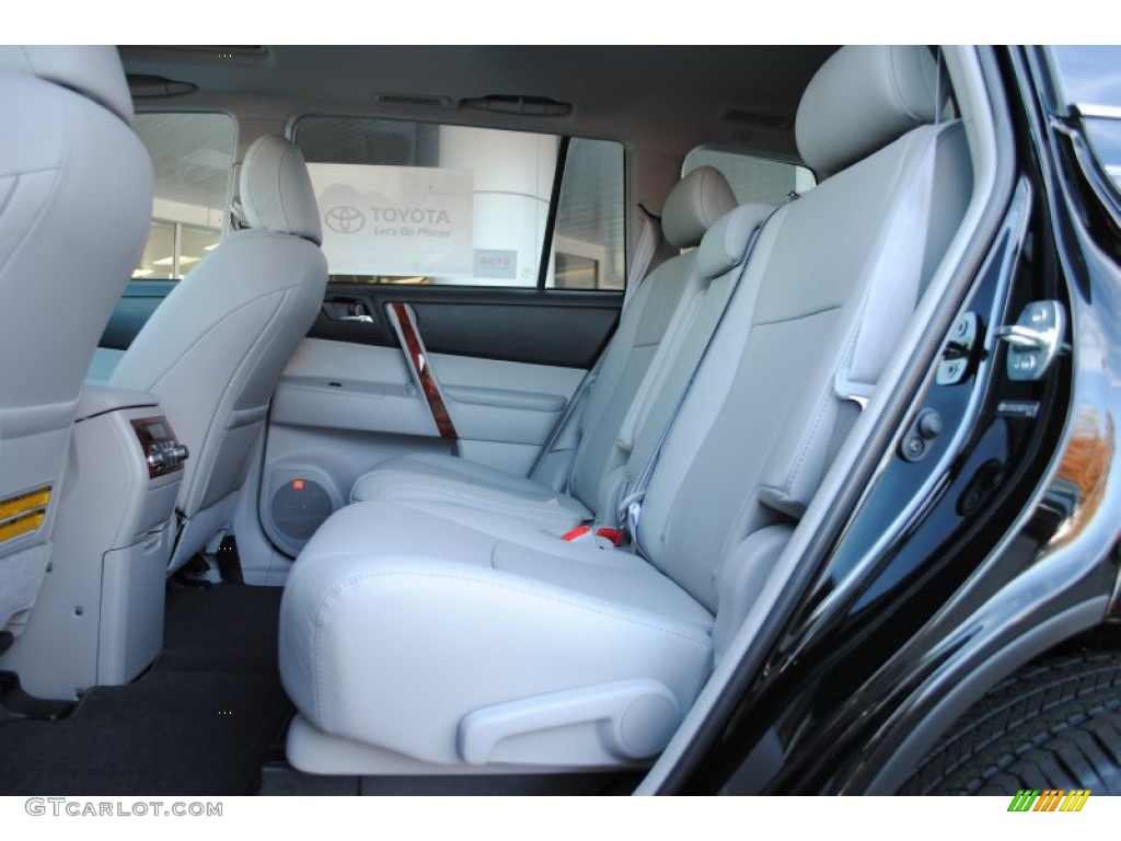 2013 Highlander Limited - Black / Ash photo #13