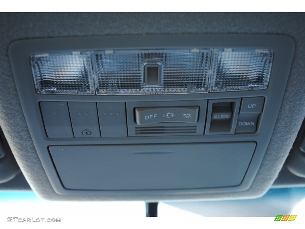 2013 Highlander Limited - Black / Ash photo #21