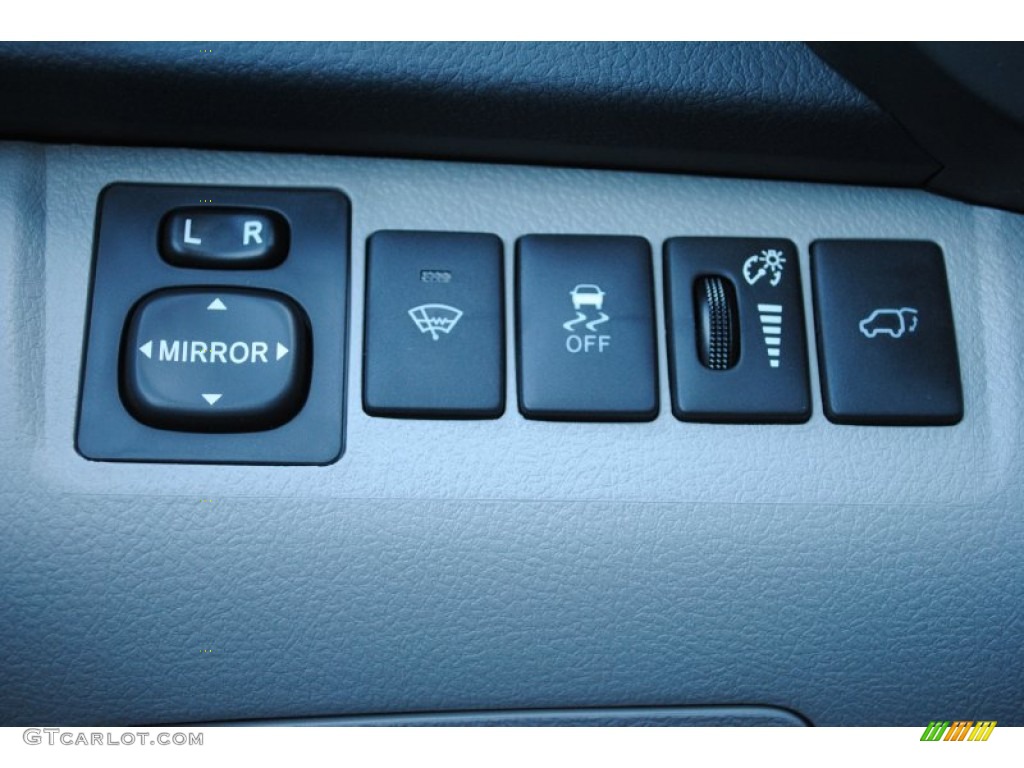 2013 Highlander Limited - Black / Ash photo #35