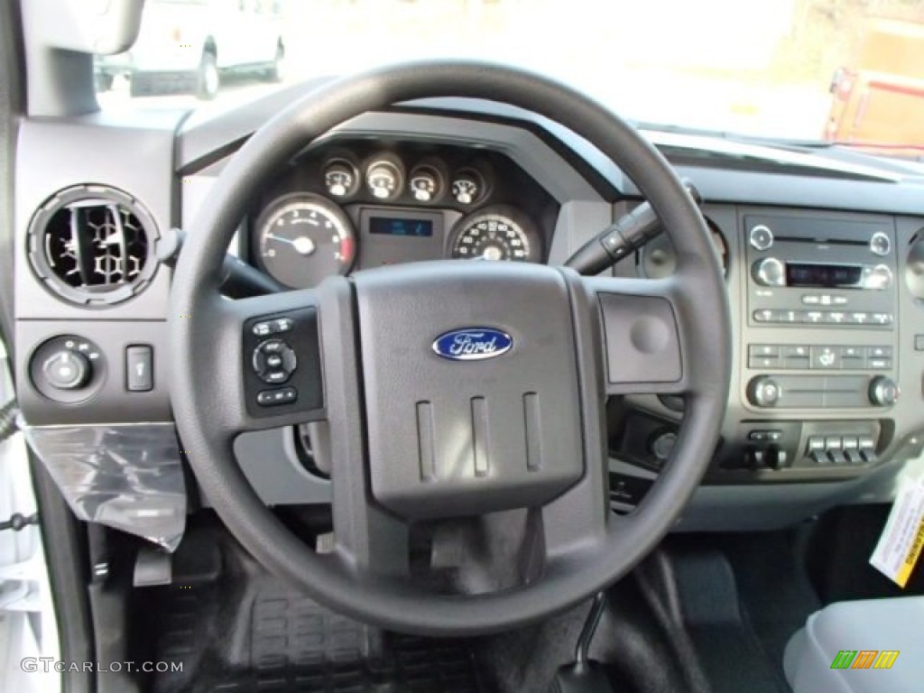 2014 F350 Super Duty XL SuperCab 4x4 - Oxford White / Steel photo #18