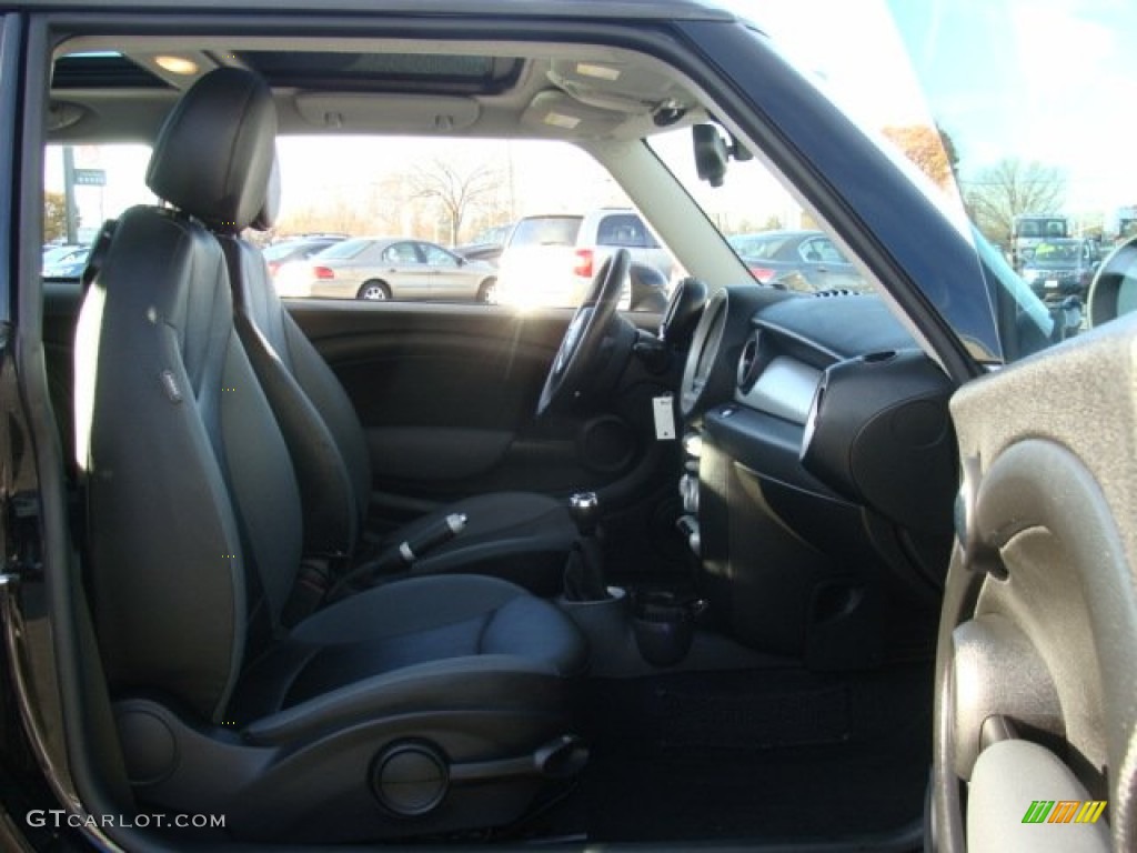 2009 Cooper Hardtop - Midnight Black / Checkered Carbon Black/Black photo #14