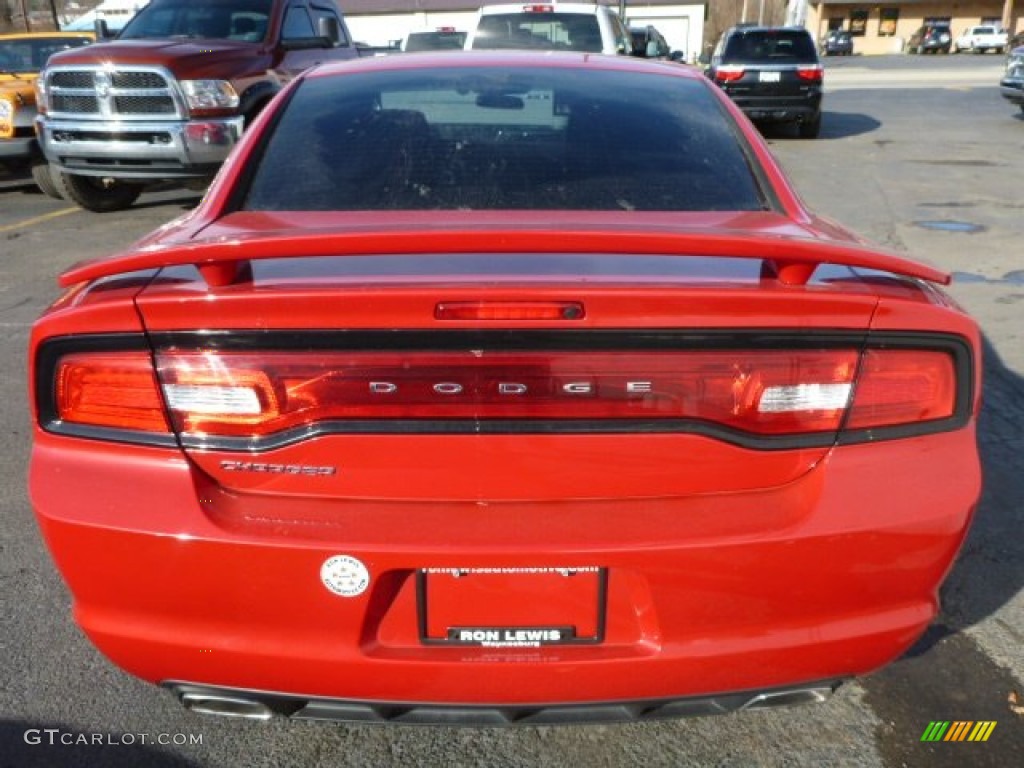 2013 Charger SE - Redline 3 Coat Pearl / Black photo #4