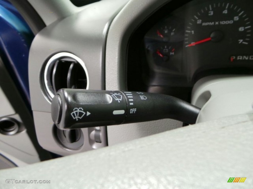 2007 F150 XLT SuperCrew 4x4 - Dark Blue Pearl Metallic / Medium Flint photo #19