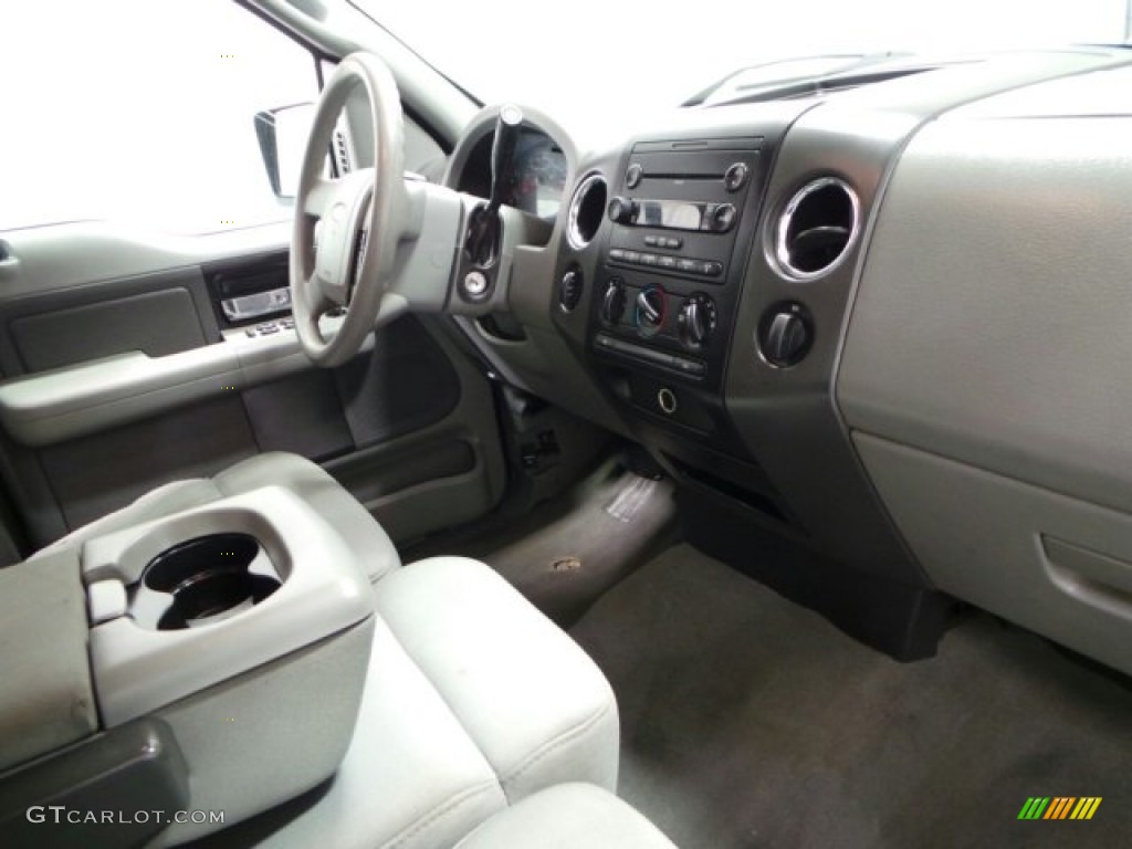 2007 F150 XLT SuperCrew 4x4 - Dark Blue Pearl Metallic / Medium Flint photo #23