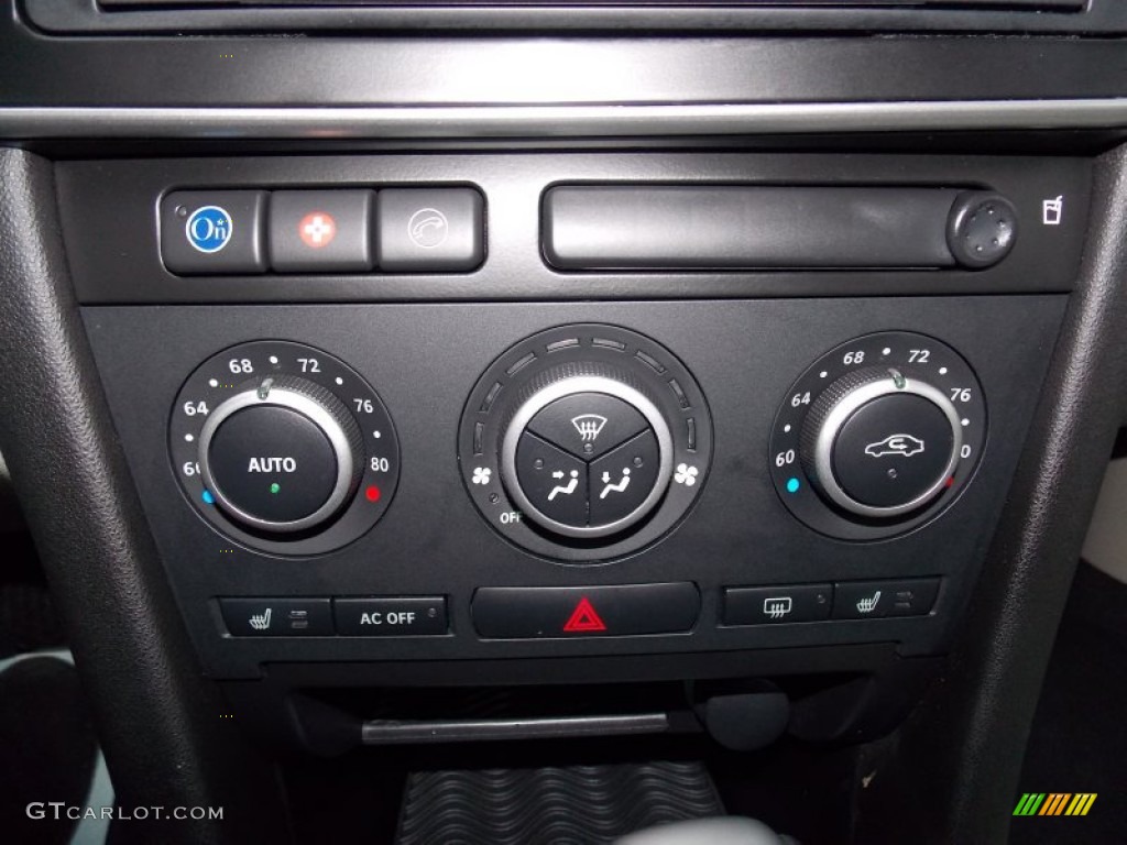 2010 Saab 9-3 Aero Convertible Controls Photos
