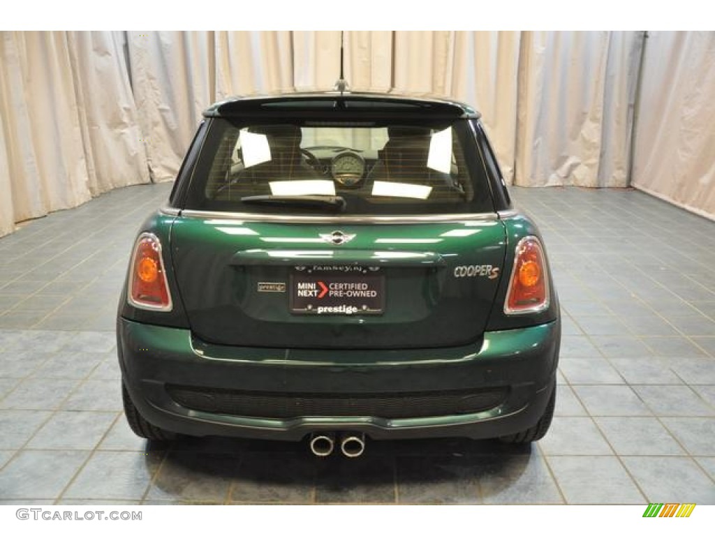 2010 Cooper S Hardtop - British Racing Green Metallic / Grey/Carbon Black photo #18